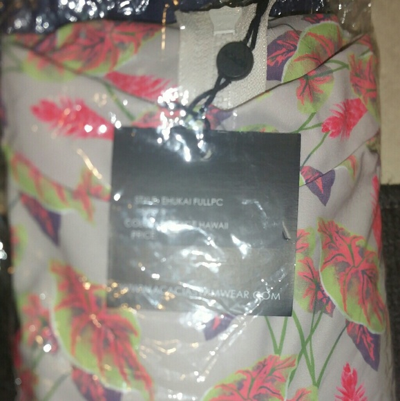 New acacia ehukai rashguard vintage hawaii S suit - Picture 5 of 8